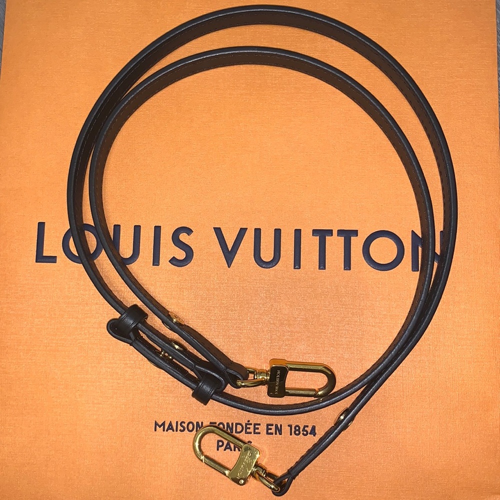 Louis Vuitton NeoNoe STRAP
